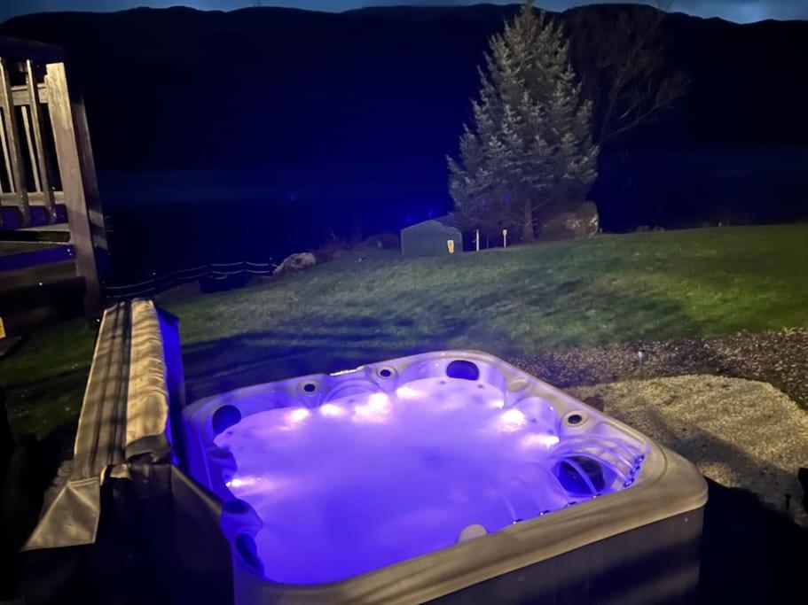 Waterside 3 Bed Cottage, Hot Tub, Sauna, Pvt Beach Arrochar Exterior foto