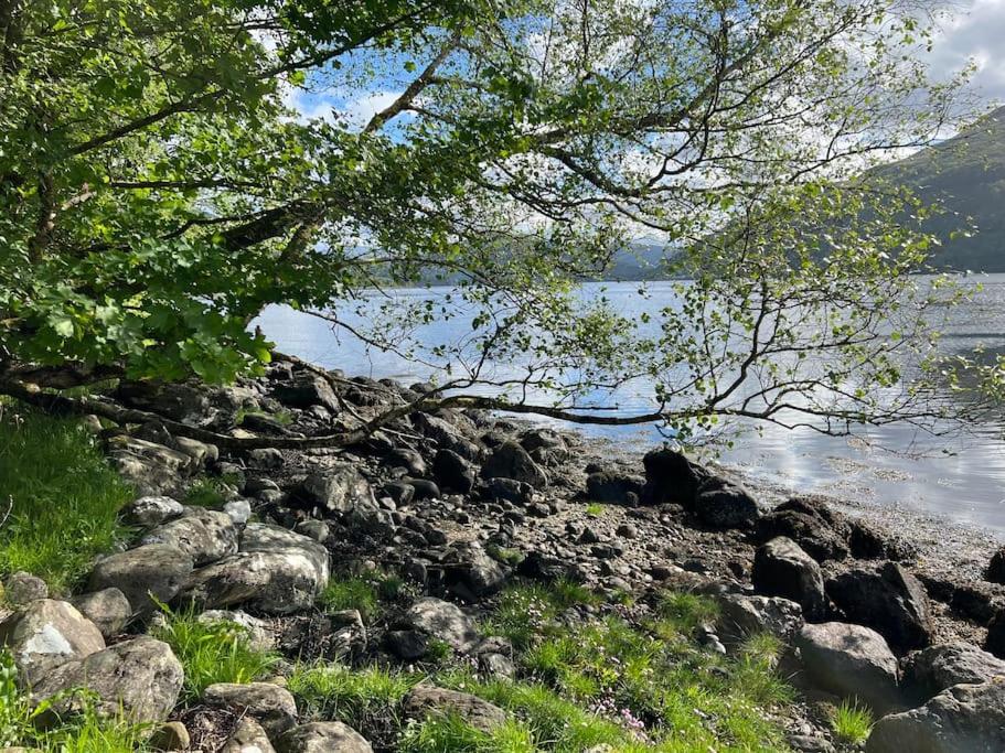 Waterside 3 Bed Cottage, Hot Tub, Sauna, Pvt Beach Arrochar Exterior foto